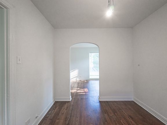 4th image of 6201 Llano Ave