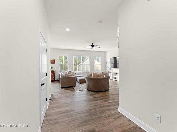 4th image of 8106 Chapel Hill Ln