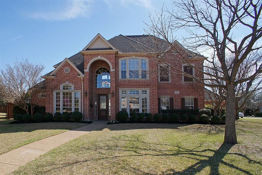 1st image of 807 Shorecrest Ct