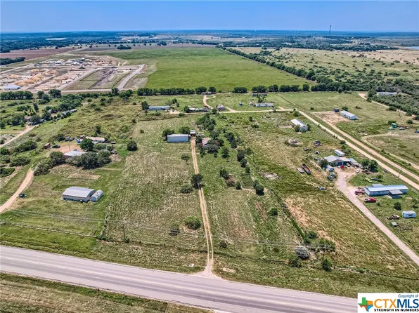 7029 Highway 142, Maxwell, TX 78656