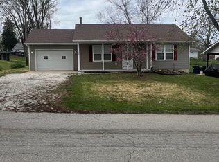 503 Roosevelt Ave, Warrenton, MO 63383