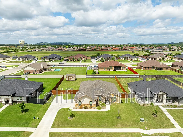 2509 Meadow Lark Dr — Photo 9