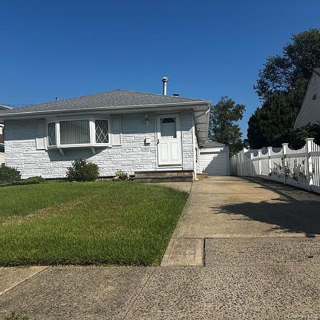 1st image of 66 E Neptune Avenue