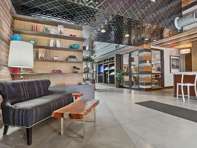 Building's Lounge