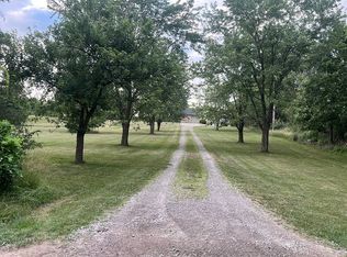 7008 Cook Rd, Swartz Creek, MI 48473