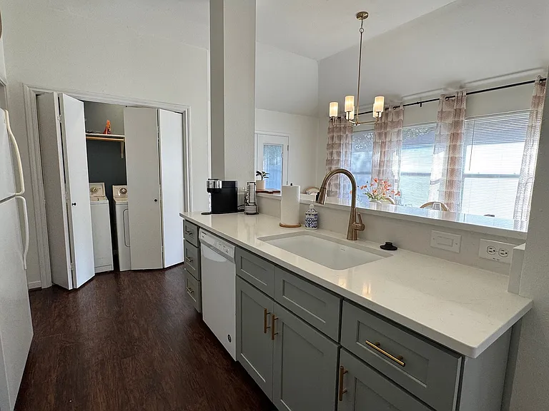 2403 Antelope Ln — Photo 16