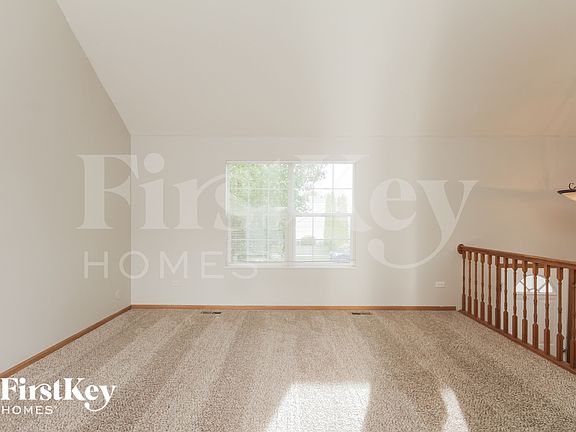 3rd image of 915 Ann St