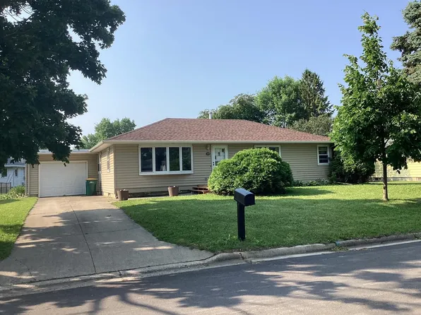 1018 Crestview Rd, Albert Lea, MN 56007