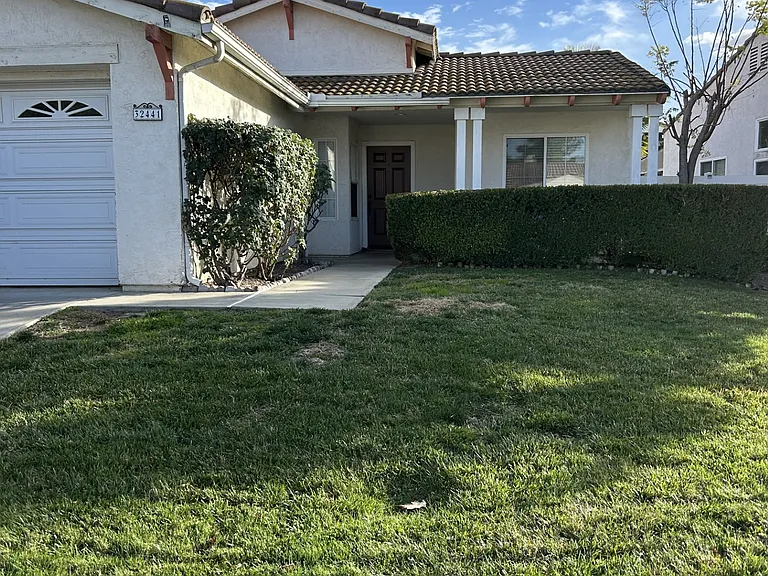 32441 Hupp Dr — Photo 1