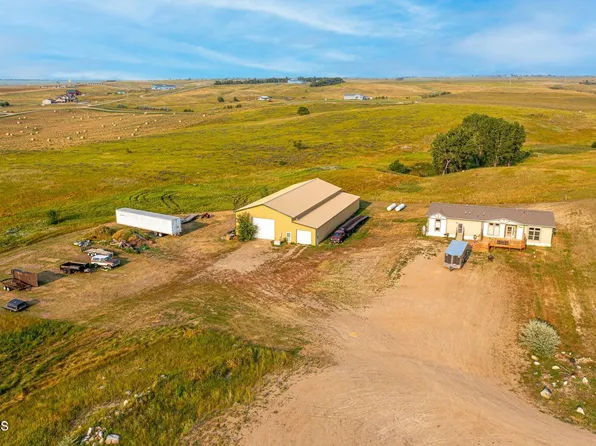 5342 Martinez Loop NW, Williston, ND 58801