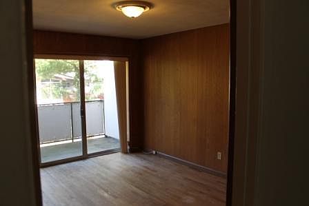 5th image of 8735 Delmar Blvd APT 2W