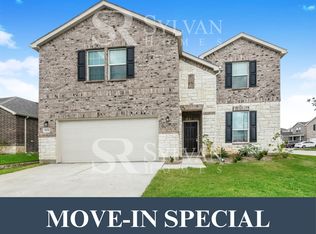 8157 Cedar Lake Ln, Fort Worth, TX 76123