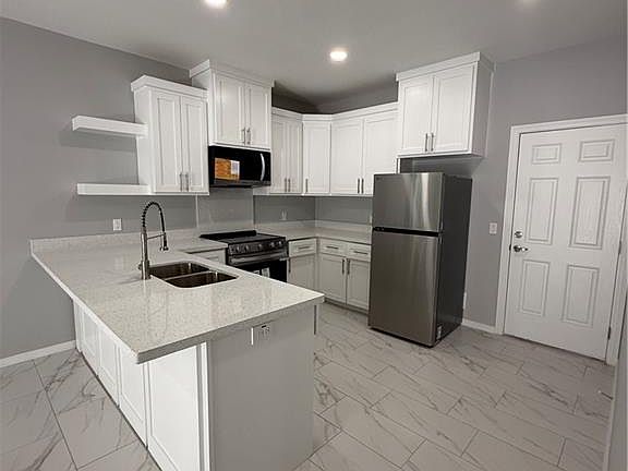 3rd image of 1905 Elsham Rd #3