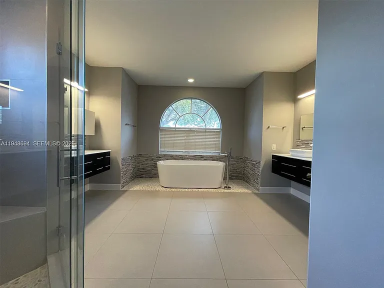 4023 Turnstone Ct — Photo 34