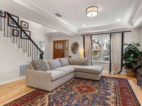 4th image of 1006 Avondale Rd