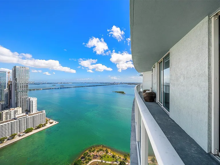1900 N Bayshore Dr #4504 — Photo 5