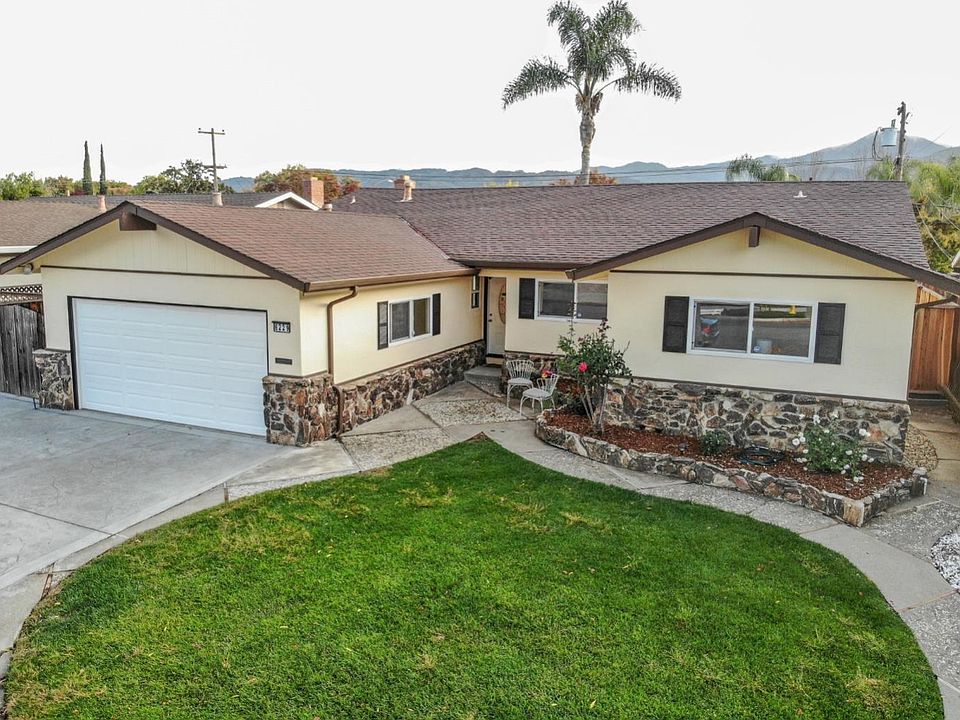 1st image of 6229 Lillian Way