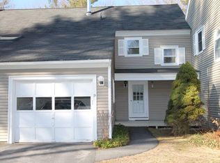 9 Winding Pond Rd, Londonderry, NH 03053