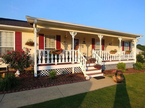 Beautiful country porch.