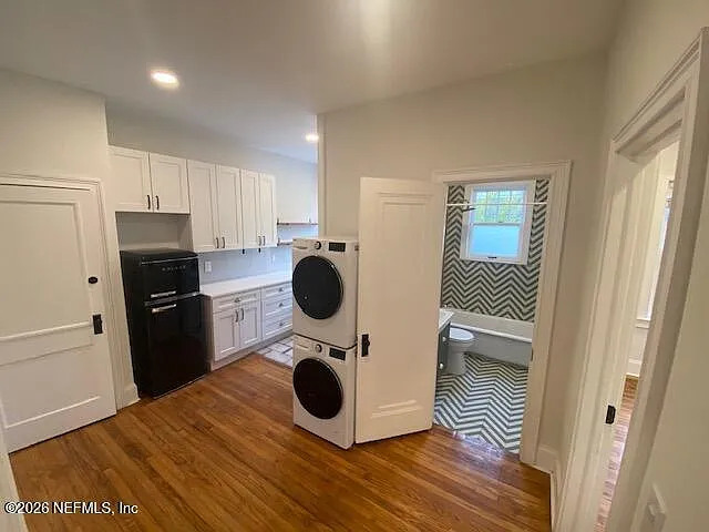2744 Riverside Ave #16 — Photo 6