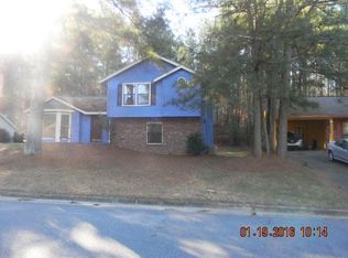 556 Tarragon Way SW, Atlanta, GA 30331