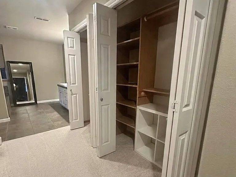 22196 SW Dewey Dr — Photo 26