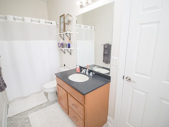 2nd image of 45846 Stoney Ct