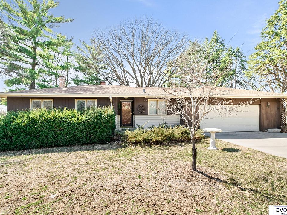 1st image of 1104 Bellevue Blvd S