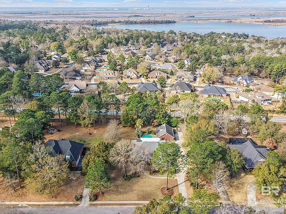3rd image of 32021 Butler Dr
