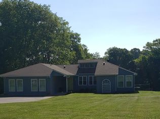1061 Cliff White Rd, Columbia, TN 38401