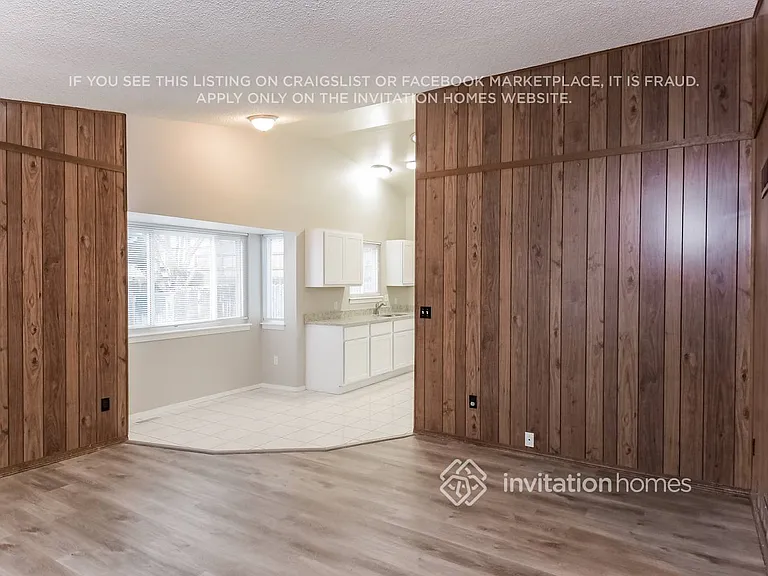 2125 S Elkhart St — Photo 8