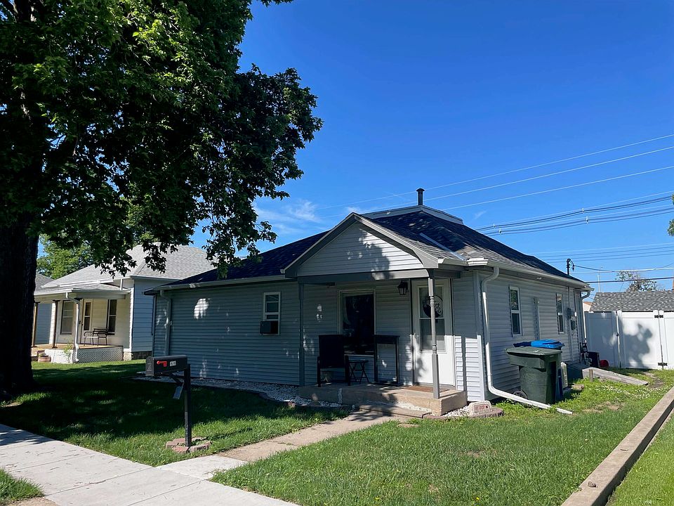 1st image of 1618 A Ave
