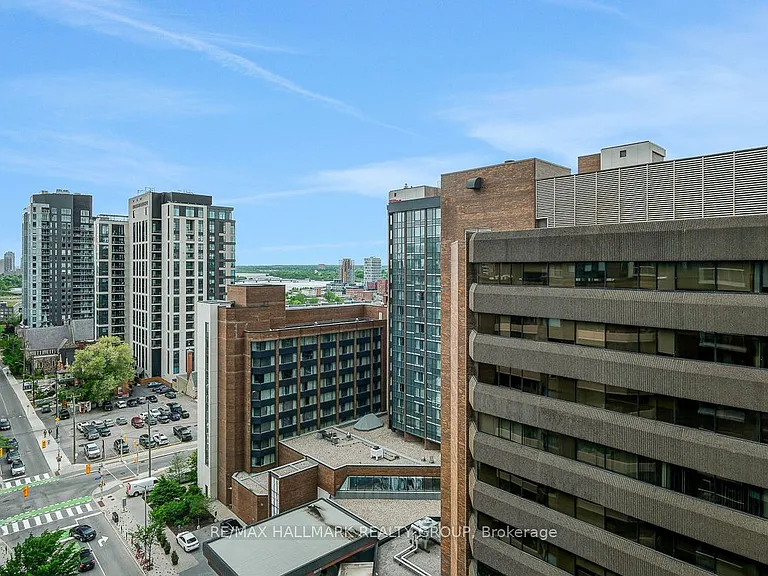 340 Queen St #1302 — Photo 24