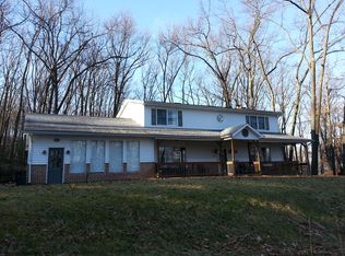 1009 Lycoming Ln, Altoona, PA 16602