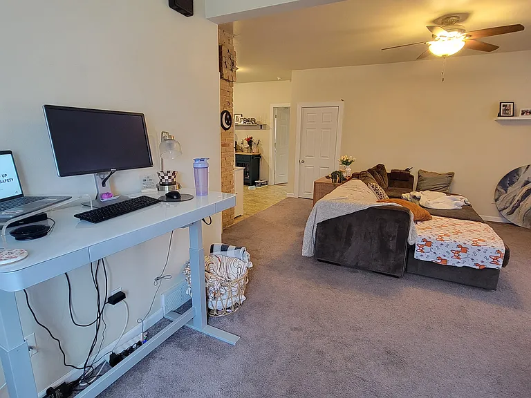 519 Vandenbroek St #1 — Photo 5