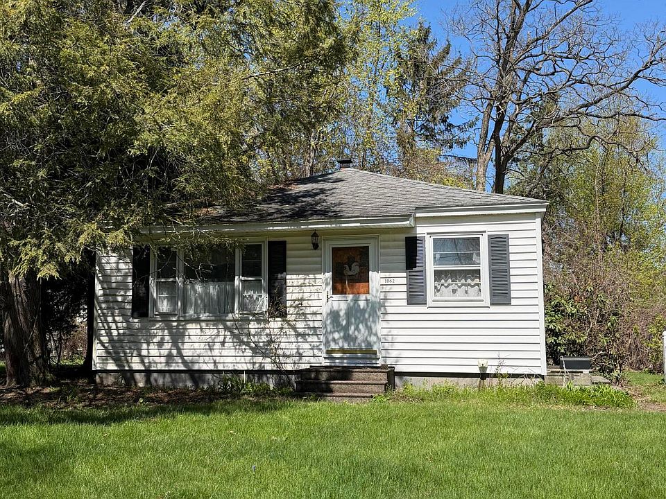 1st image of 1062 6th Street