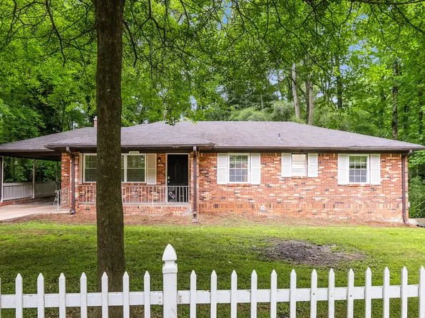 3946 Creel Dr, Lithia Springs, GA 30122
