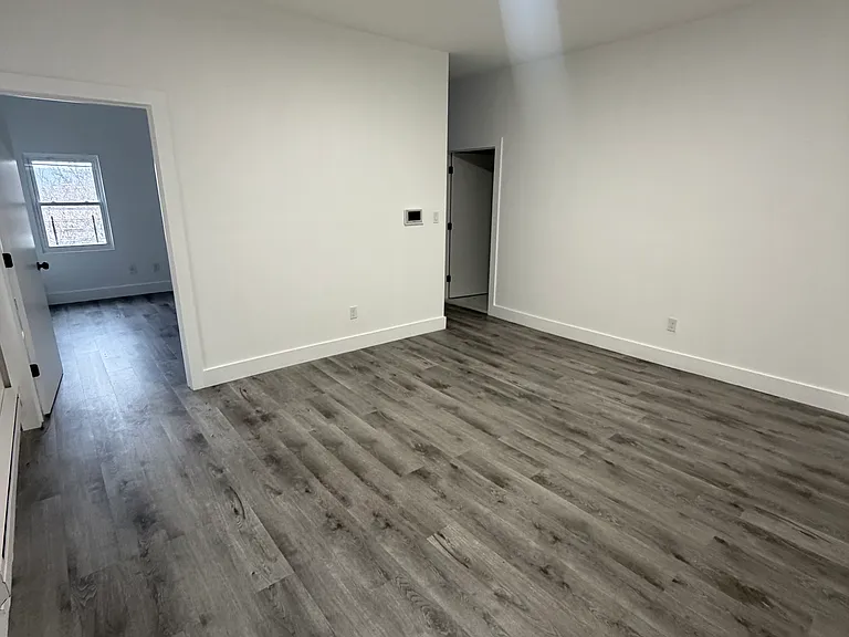 25 Riverview Pl #2L — Photo 10