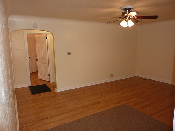 4th image of 753 S Charleston Ave
