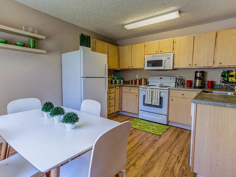Commons at Timber Creek Apartments — Photo 12