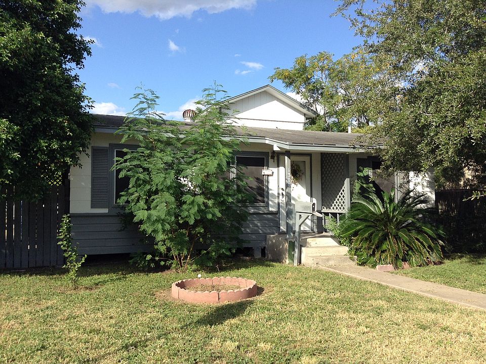1st image of 1300 E Huisache Ave
