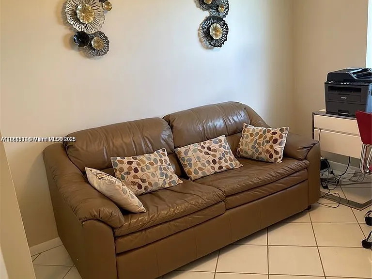 5133 Brisata Cir #L — Photo 34