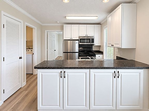 3rd image of 2905 Archer Rd #4019