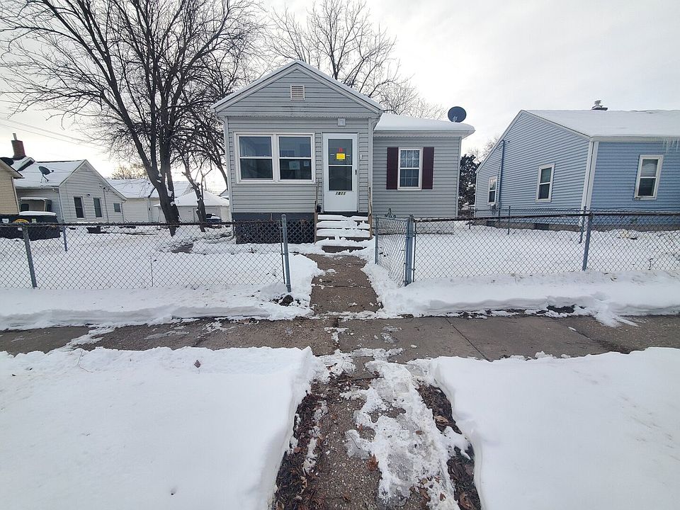 1st image of 1811 W 8th St