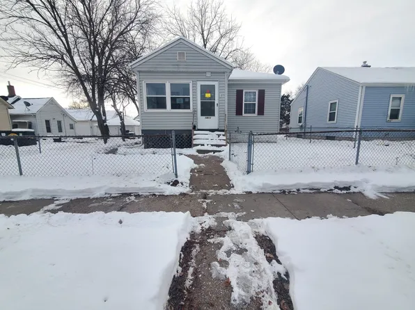 1811 W 8th St, Davenport, IA 52802