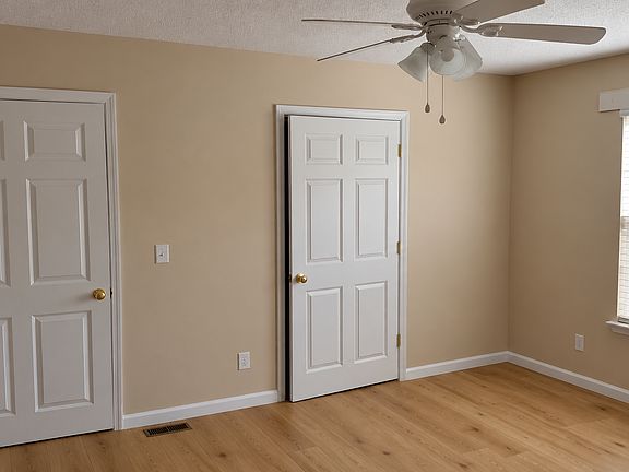4th image of 7840 Avalon Acres Ct