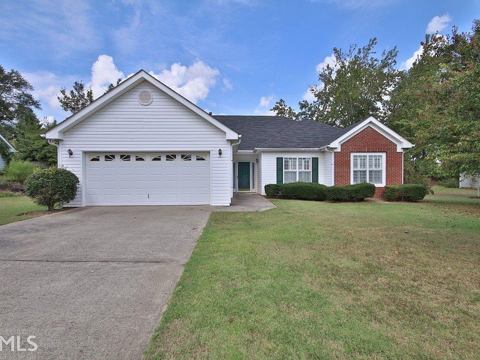 1st image of 535 Ashton Manor Dr