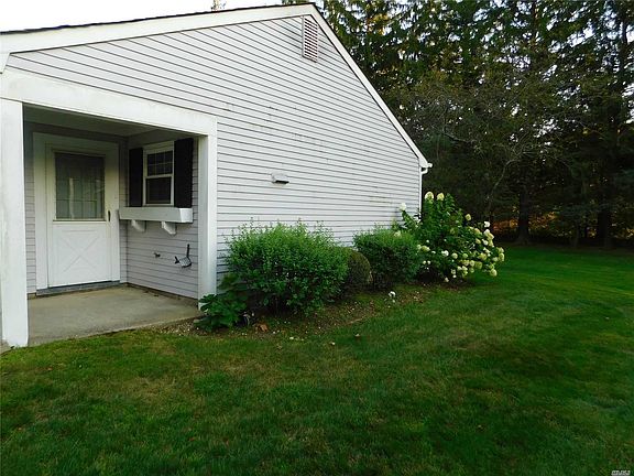 2nd image of 50 Hearthside Dr