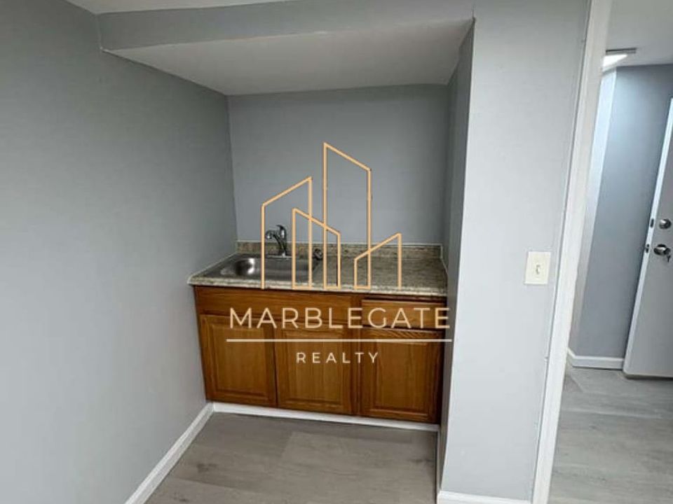 1st image of 256-258 Munn Ave #Basement