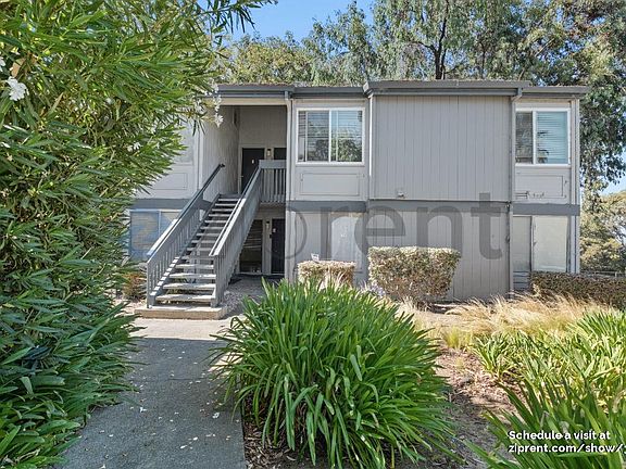 2nd image of 355 Parkview Ter APT J-9